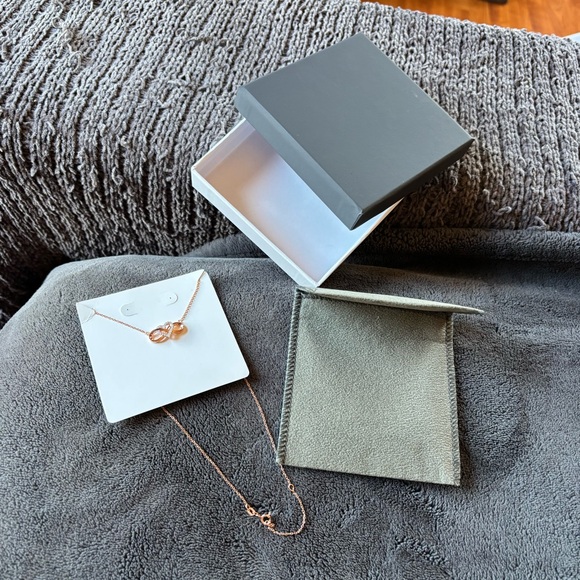 Rose Gold 925 Stamped Sterling Silver Infinity / Heart Necklace - Picture 7 of 7